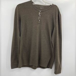 Men’s club Monaco brown 3 button pullover long sleeve size medium